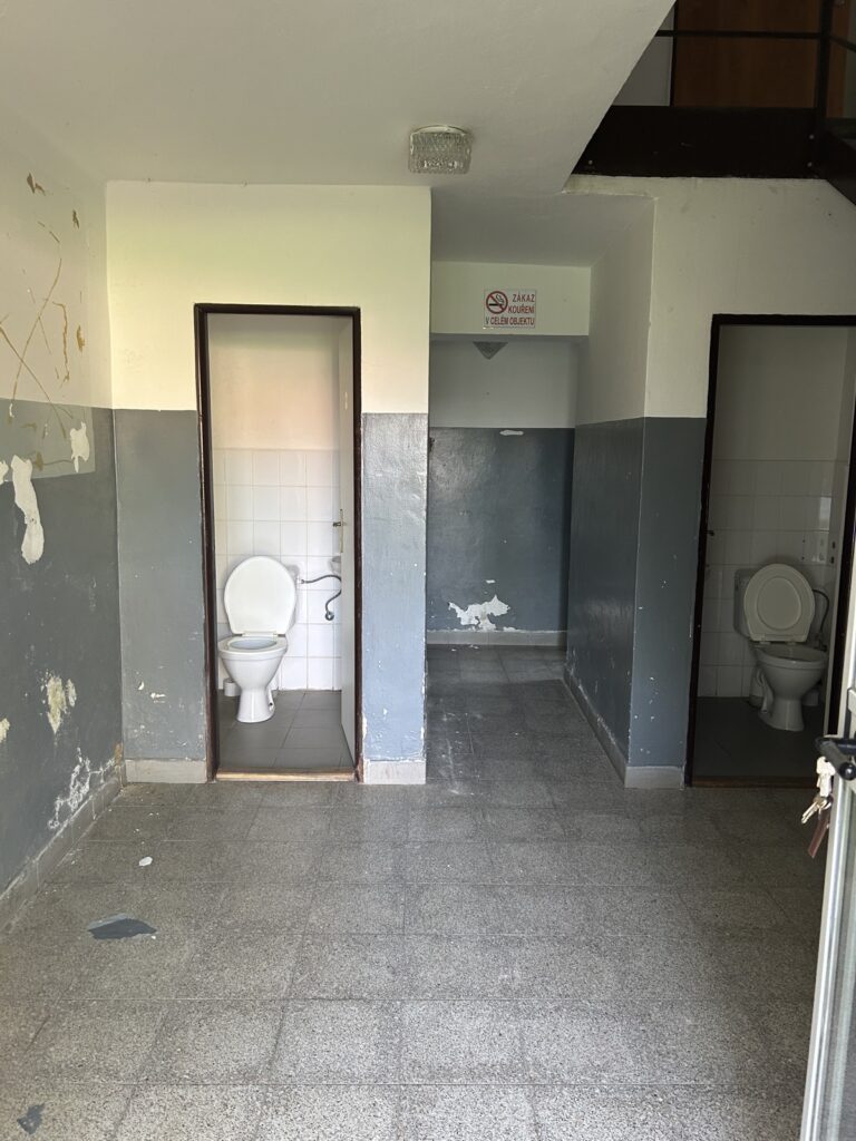 Oprava kabin po povodni