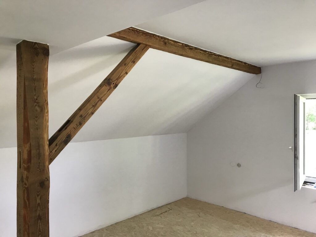 Rekonstrukce kabin — půda a okna