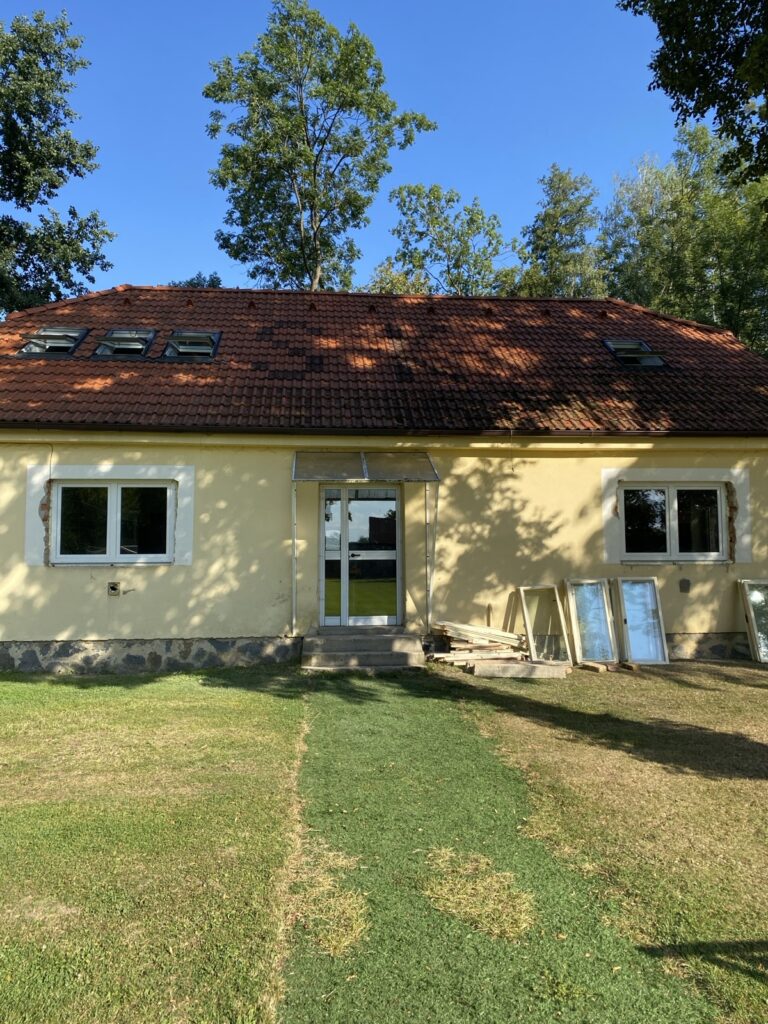Rekonstrukce kabin — půda a okna